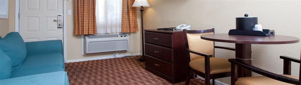Red Lion Inn & Suites Cathedral City Palm Springs Стая снимка