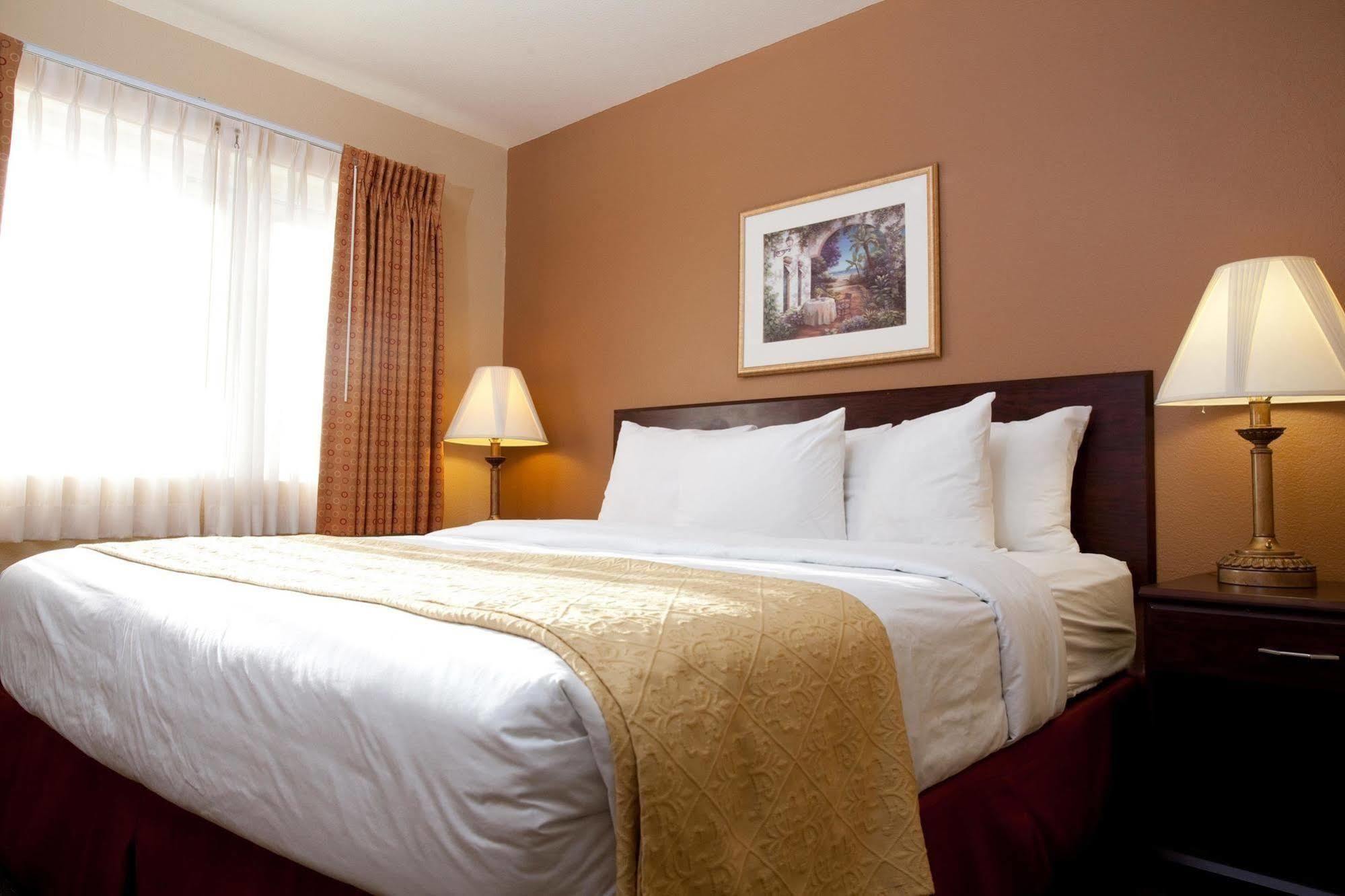 Red Lion Inn & Suites Cathedral City Palm Springs Екстериор снимка