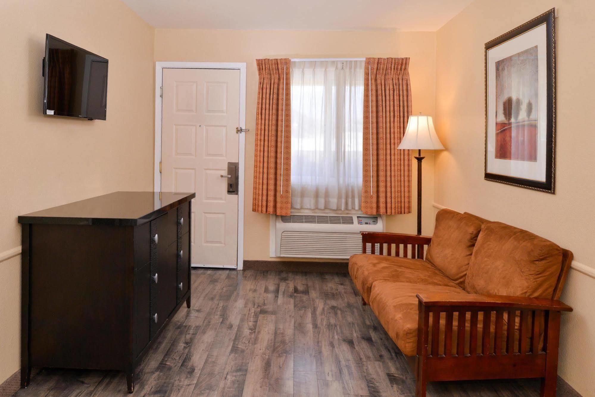 Red Lion Inn & Suites Cathedral City Palm Springs Екстериор снимка