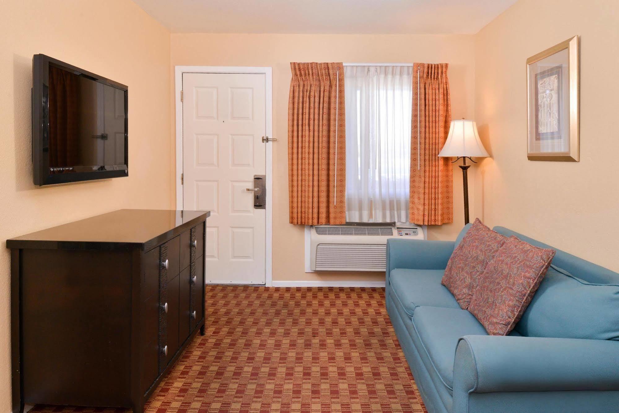 Red Lion Inn & Suites Cathedral City Palm Springs Екстериор снимка