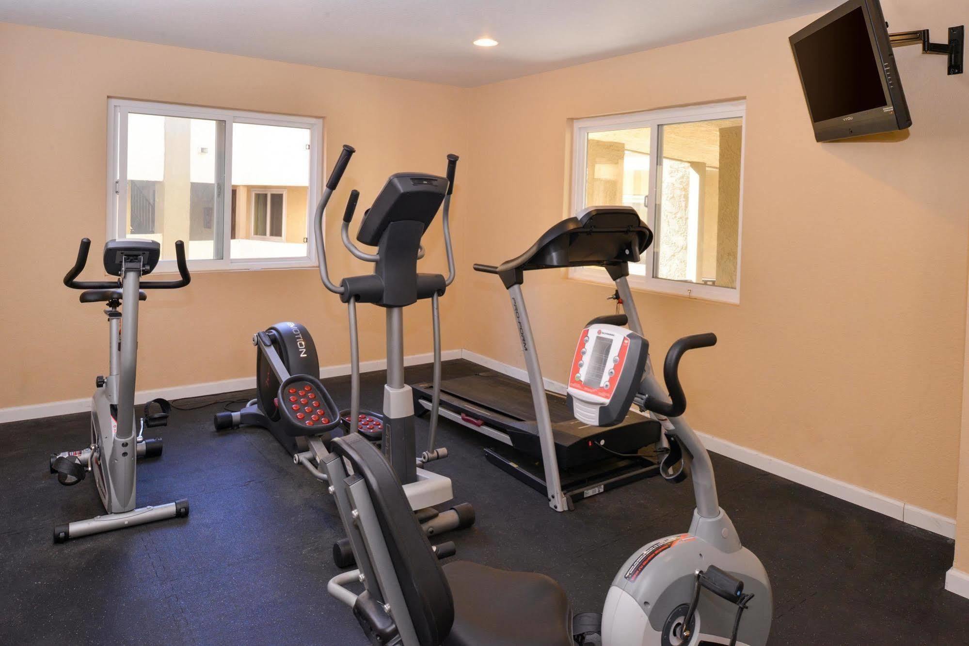 Red Lion Inn & Suites Cathedral City Palm Springs Екстериор снимка