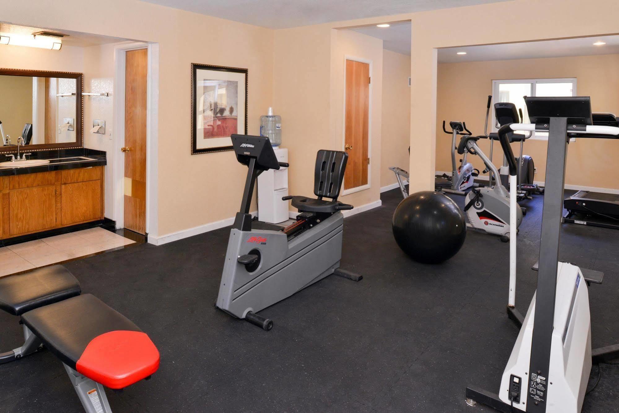 Red Lion Inn & Suites Cathedral City Palm Springs Екстериор снимка